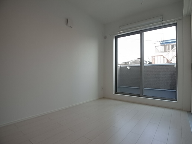 神戸市兵庫区御崎町１丁目のアパート