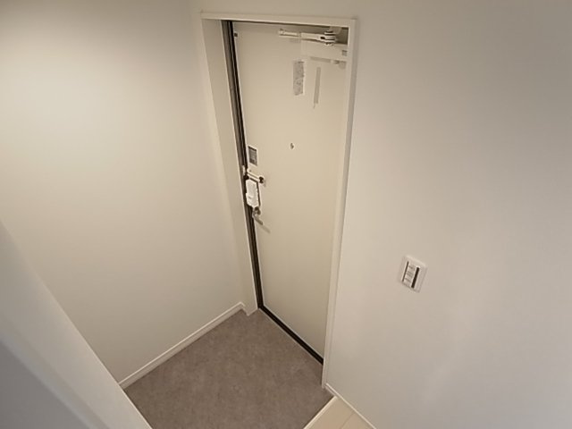 神戸市兵庫区御崎町１丁目のアパートの玄関|シューズボックス付き