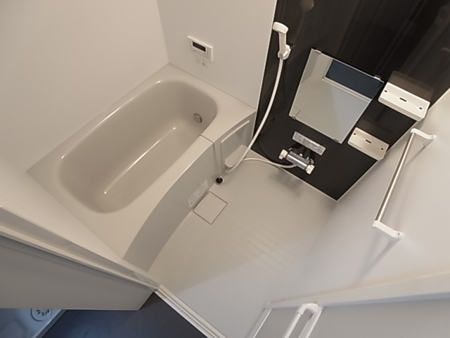 神戸市兵庫区御崎町１丁目のアパートの浴室|追焚機能付浴室