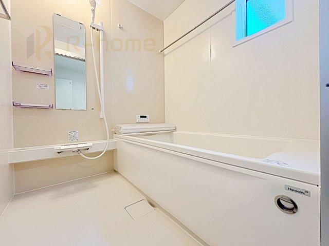 取手市台宿2丁目24-1期　新築戸建て　2号棟の浴室|足を伸ばしてもゆったりできるバスルーム♪機能性も取り入れて使い易さも保証します♪
