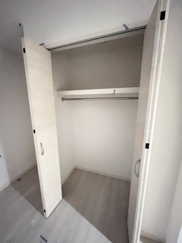 大阪市都島区都島南通１丁目の賃貸マンションの収納