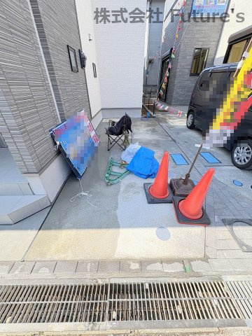 流山市鰭ヶ崎　新築戸建　全2棟　2号棟の駐車場|カースペース1台分付きです