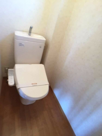 グリーンコートのトイレ|ゆったりとした空間のトイレです