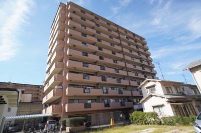 【外観】 | 【上質リノベ】ヴェルディ矢賀 | 現地（2025年4月12日9：00頃）撮影