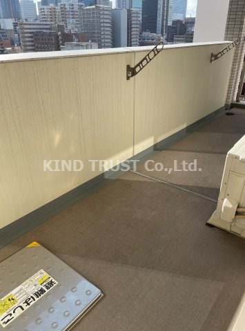 プリマクラッセのバルコニー|バルコニーからの眺めを楽しみながら食事をしませんか