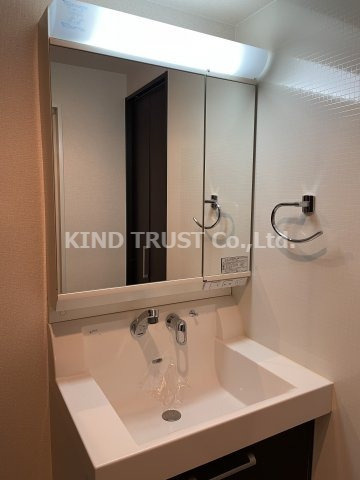 プリマクラッセの洗面所|ゆったりとスペースのある洗面所