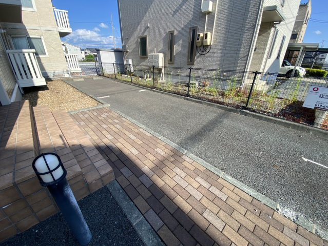 ノエルの駐車場