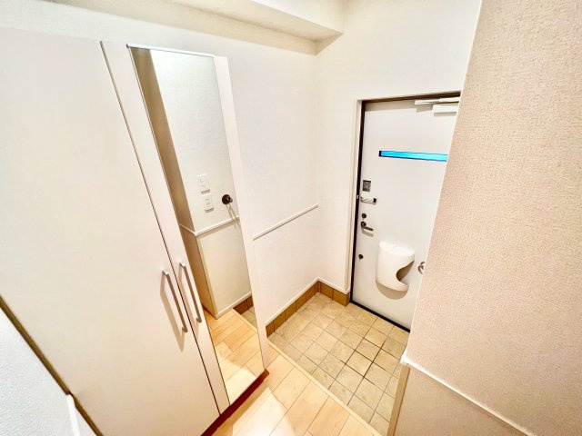 ハッピースマイルの玄関|※別部屋参考写真