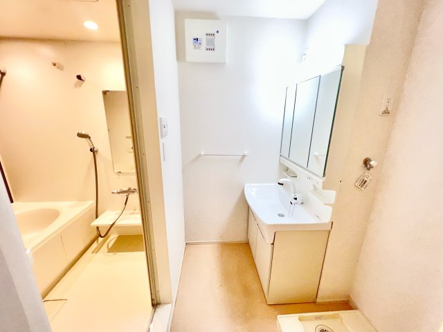 ハッピースマイルの洗面所|※別部屋参考写真