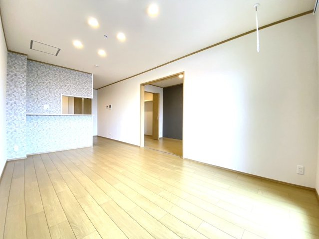 RⅦ(アールセブン)の居間・リビング