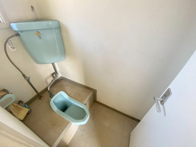 【トイレ】 | 匝瑳市飯倉台　中古店舗兼居宅
