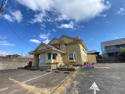 【外観】 | 匝瑳市飯倉台　中古店舗兼居宅