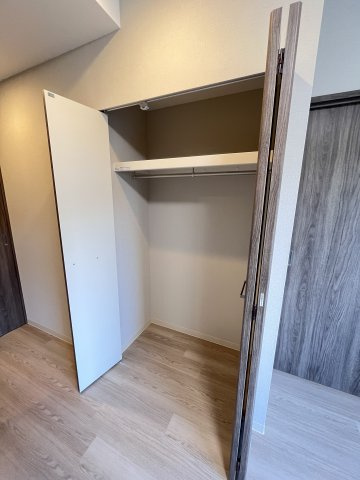 大阪市都島区片町２丁目の賃貸マンションの収納