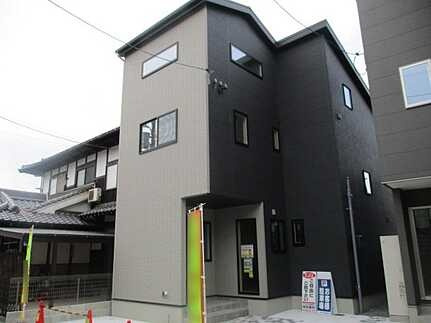 廿日市市阿品2丁目　新築一戸建て(全2棟)の外観