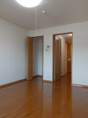 【洗面所】 | グランシャリオ | 朝の身支度に便利な洗面台付です。