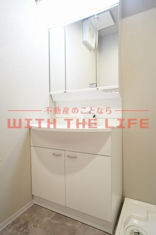 K-ideal久留米Ⅲ【キャッシュバック対象物件】の洗面所|朝の身支度には欠かせない独立洗面化粧台