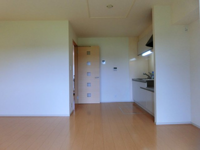 【居間・リビング】 | ロワゾ倉吉 | イメージ102号室写真