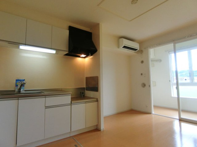 【キッチン】 | ロワゾ倉吉 | イメージ102号室写真