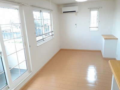 【居間・リビング】 | サンハイツ