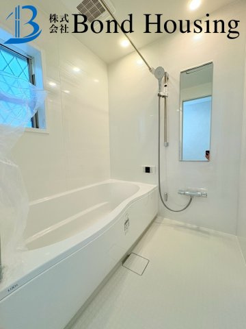 明石市朝霧町３丁目の新築一戸建の浴室