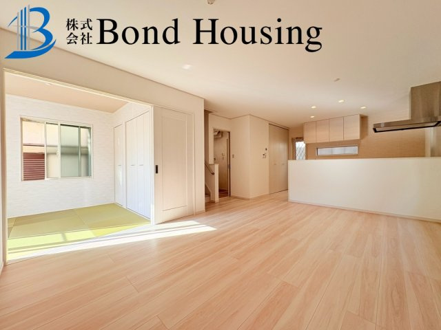 明石市朝霧町３丁目の新築一戸建の居間・リビング