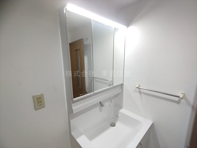 【独立洗面台】の画像