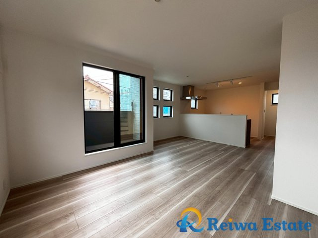 新築戸建　茅ヶ崎市南湖2丁目の居間・リビング