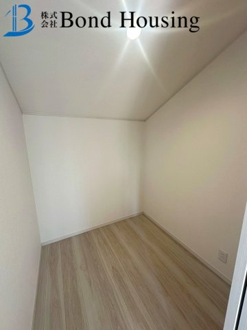 明石市朝霧町３丁目の新築一戸建の洋室