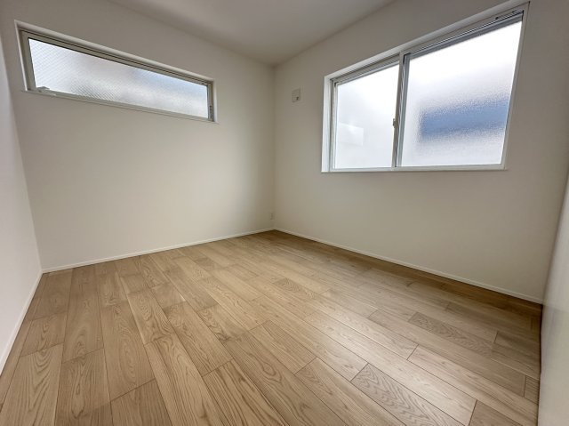 茅ヶ崎市松風台デザイナーズハウスの洋室