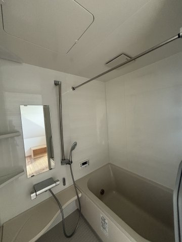 高浜市八幡町３丁目の店舗事務所の浴室