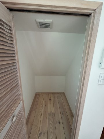 高浜市八幡町３丁目の店舗事務所の設備