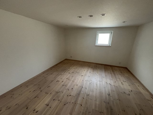 高浜市八幡町３丁目の店舗事務所の内装