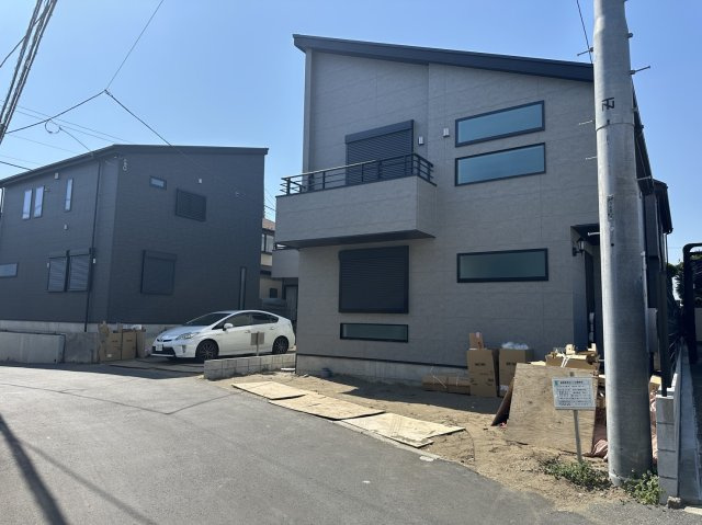 　茅ヶ崎市浜竹4丁目の前面道路含む現地写真