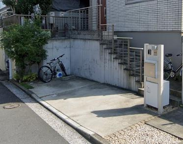 ポートサイドフラッツエーの駐車場