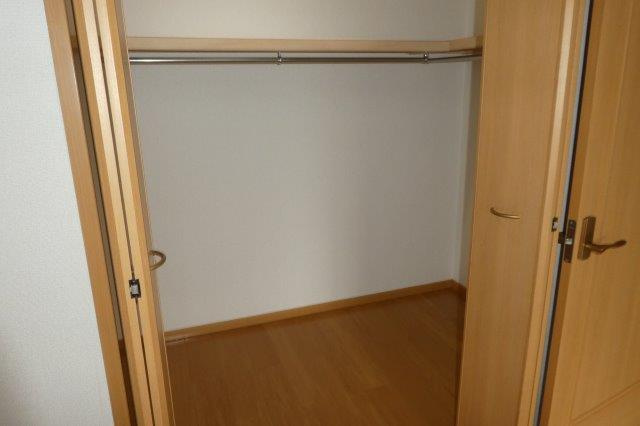 レンドールの収納|ウォークインクローゼット