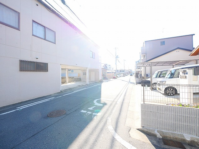奈良市四条大路一戸建の周辺