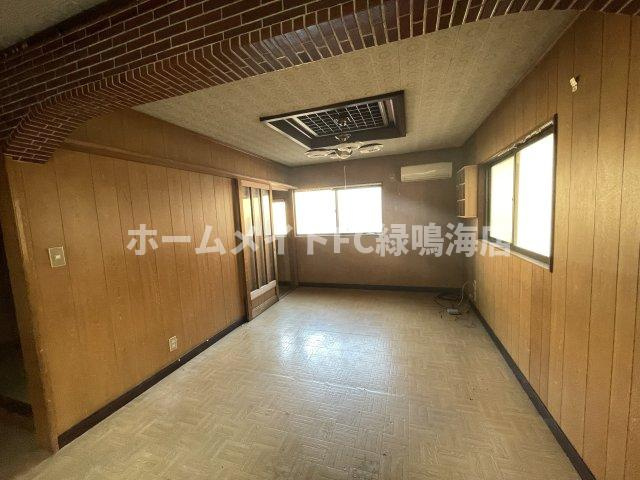 本星崎店舗1棟の内装|2階