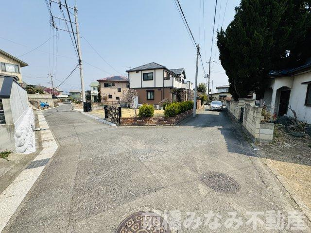 【土地】前橋市総社町植野　約59坪売地の前面道路含む現地写真