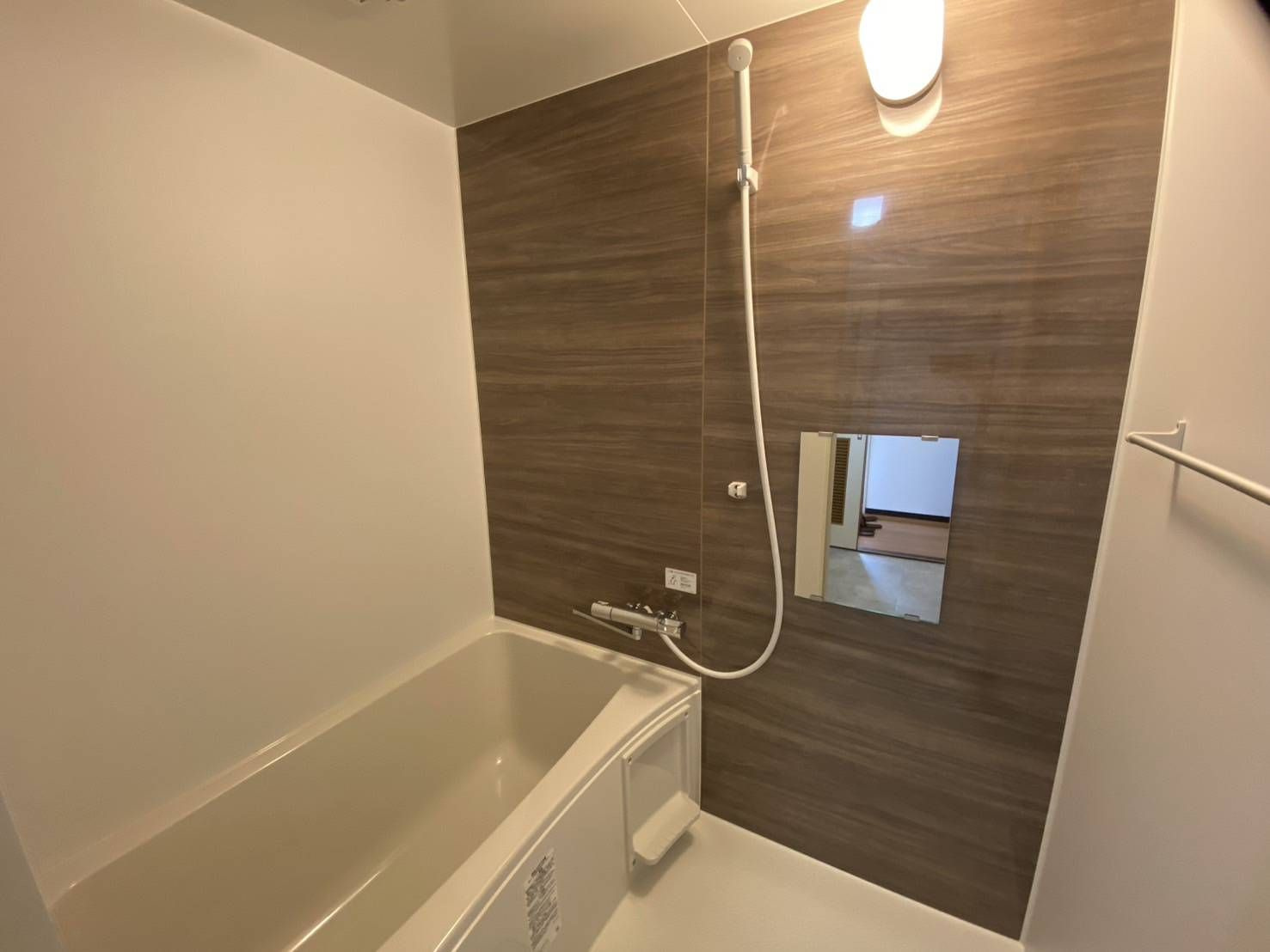 高松ビルの浴室|日々の疲れを癒すお風呂付です