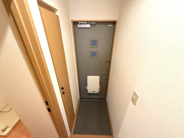 メゾンかしの木の玄関|シンプルで使いやすい玄関です