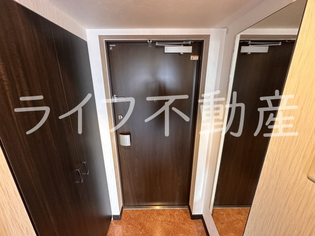 プレジオ永和EUROの玄関