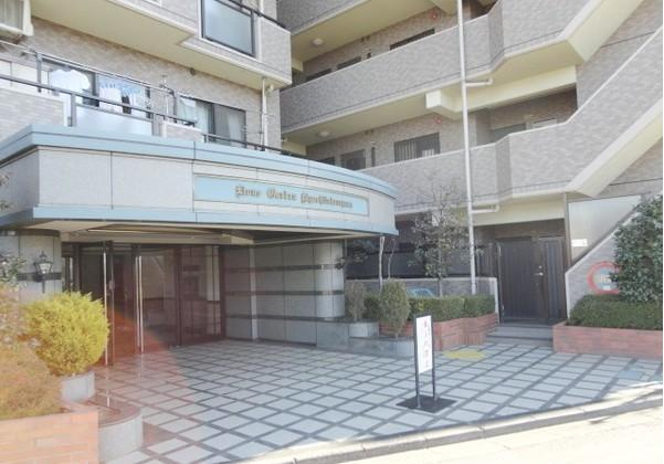 仲介手数料無料　ライオンズガーデン東所沢のエントランス