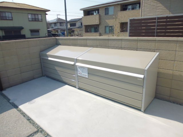 ヴァン・ヴェールAのその他共用部分|敷地内ゴミステーション