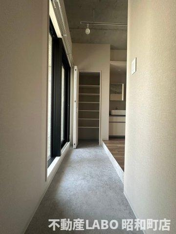 ブリリアントコートクラージュの玄関