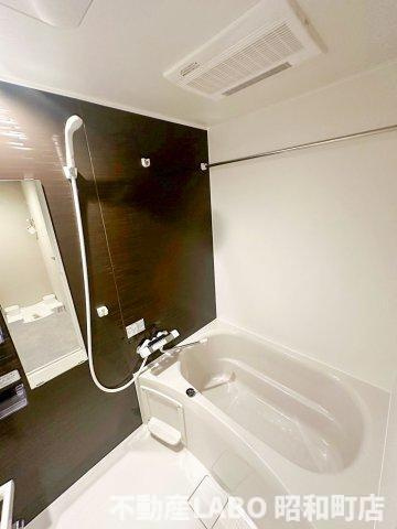 ブリリアントコートクラージュの浴室