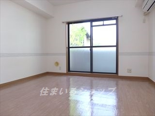 ベルドミールⅠの居間・リビング|エアコン付き