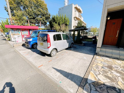 【駐車場】 | アヴニール陽明【名古屋市賃貸・ワンフロアー2戸】