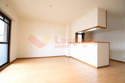 【居間・リビング】 | ルミエール合川 | 居間です