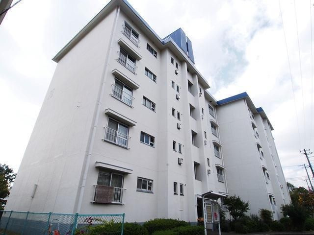 高倉台四団地二〇号棟 