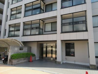 CASA GRAN洛西（カーサグラン洛西）のエントランス